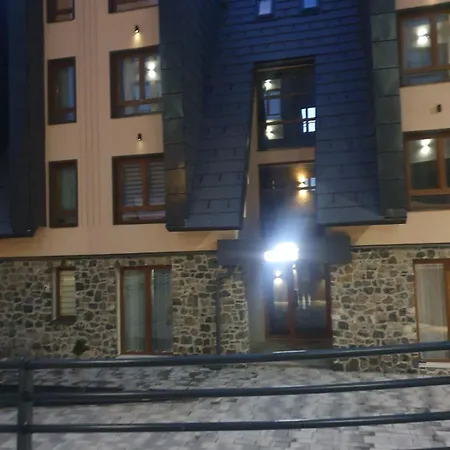 Apartment B9 Divcinova *